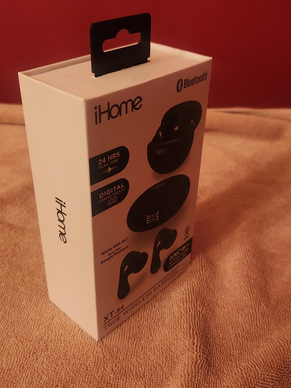 iHome XT-54 True Wireless Earbuds - Black & White Packaging